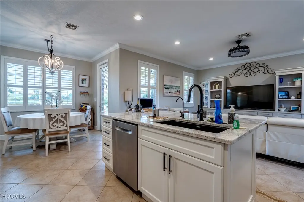 8309 Sumner Avenue Fort Myers FL 33908