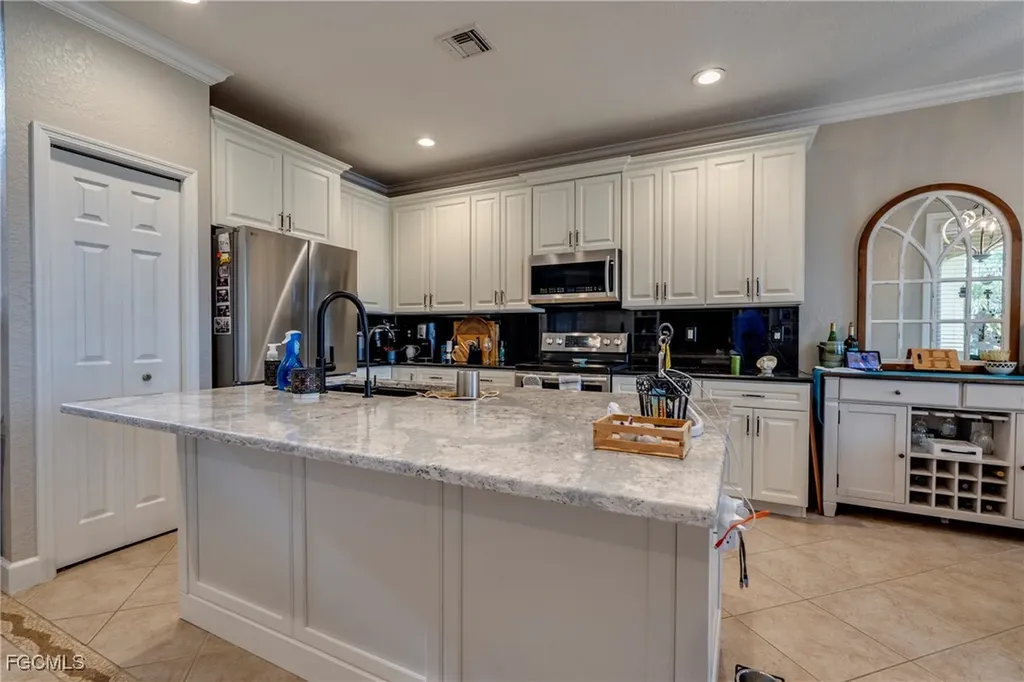 8309 Sumner Avenue Fort Myers FL 33908