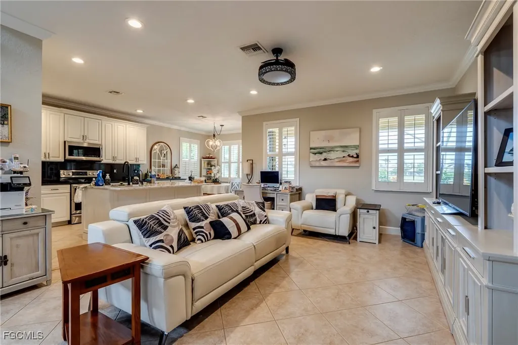 8309 Sumner Avenue Fort Myers FL 33908