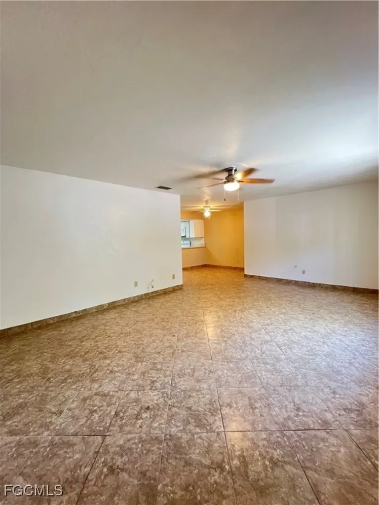 1825 Oak Lane Fort Myers FL 33901