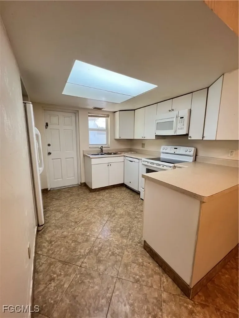 1825 Oak Lane Fort Myers FL 33901
