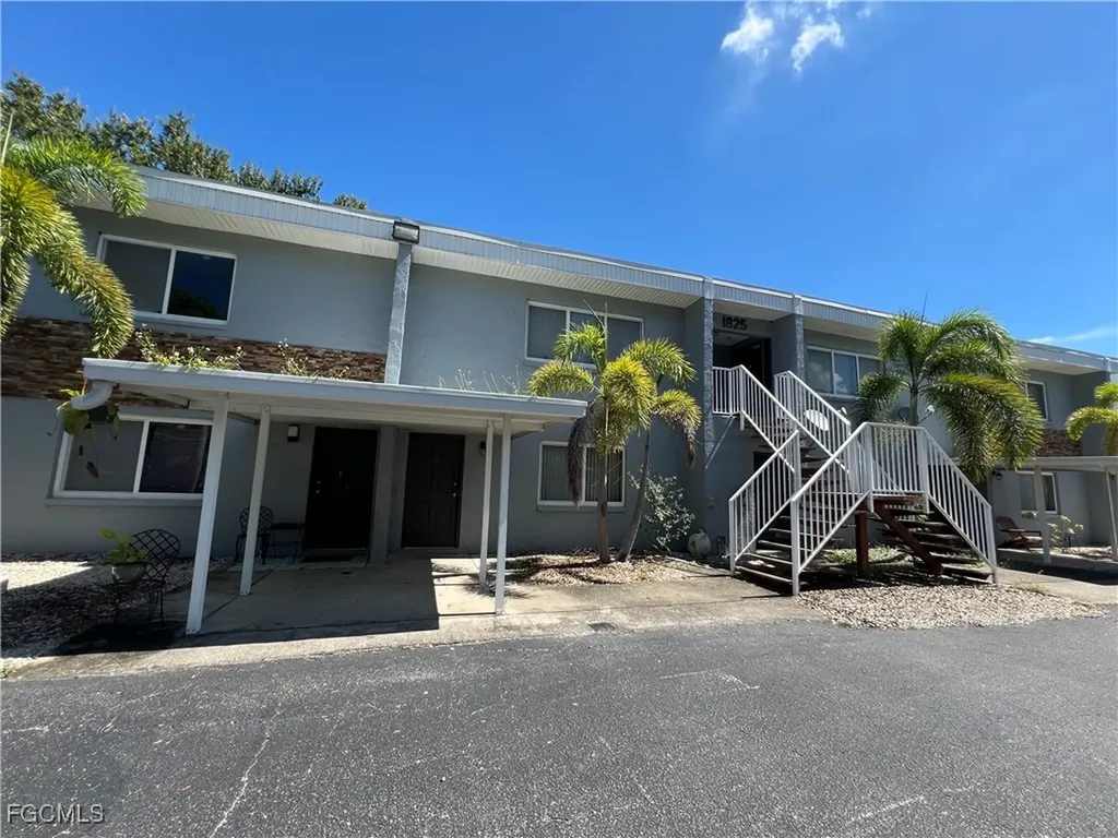 1825 Oak Lane Fort Myers FL 33901