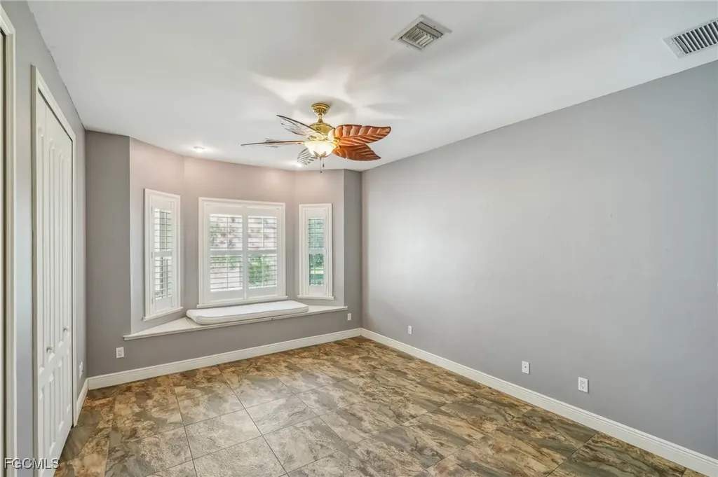 16990 River Boat Bend Alva FL 33920