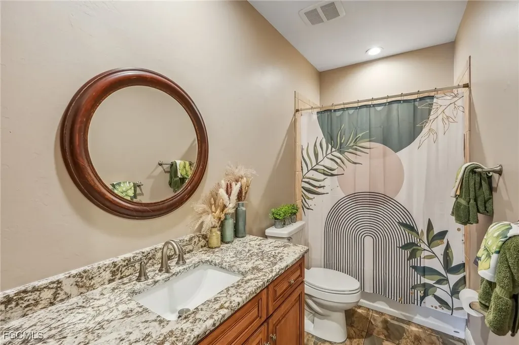 16990 River Boat Bend Alva FL 33920