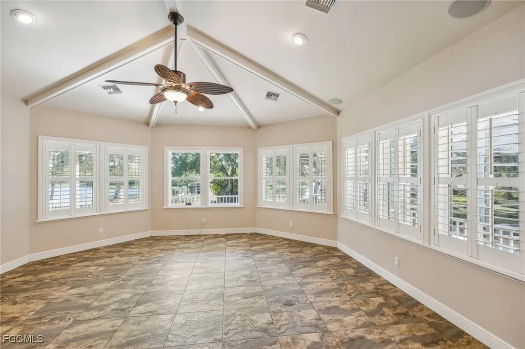 16990 River Boat Bend Alva FL 33920