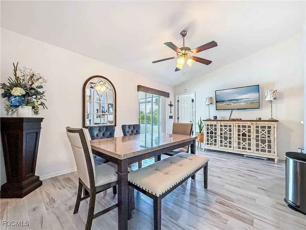 15 Crestwood Circle S Lehigh Acres FL 33936