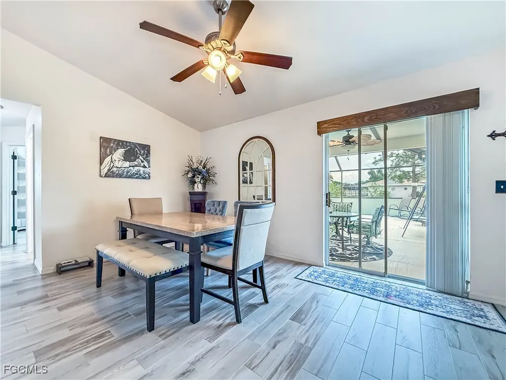 15 Crestwood Circle S Lehigh Acres FL 33936