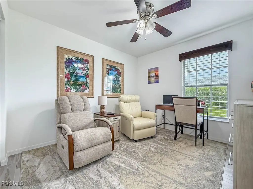 15 Crestwood Circle S Lehigh Acres FL 33936