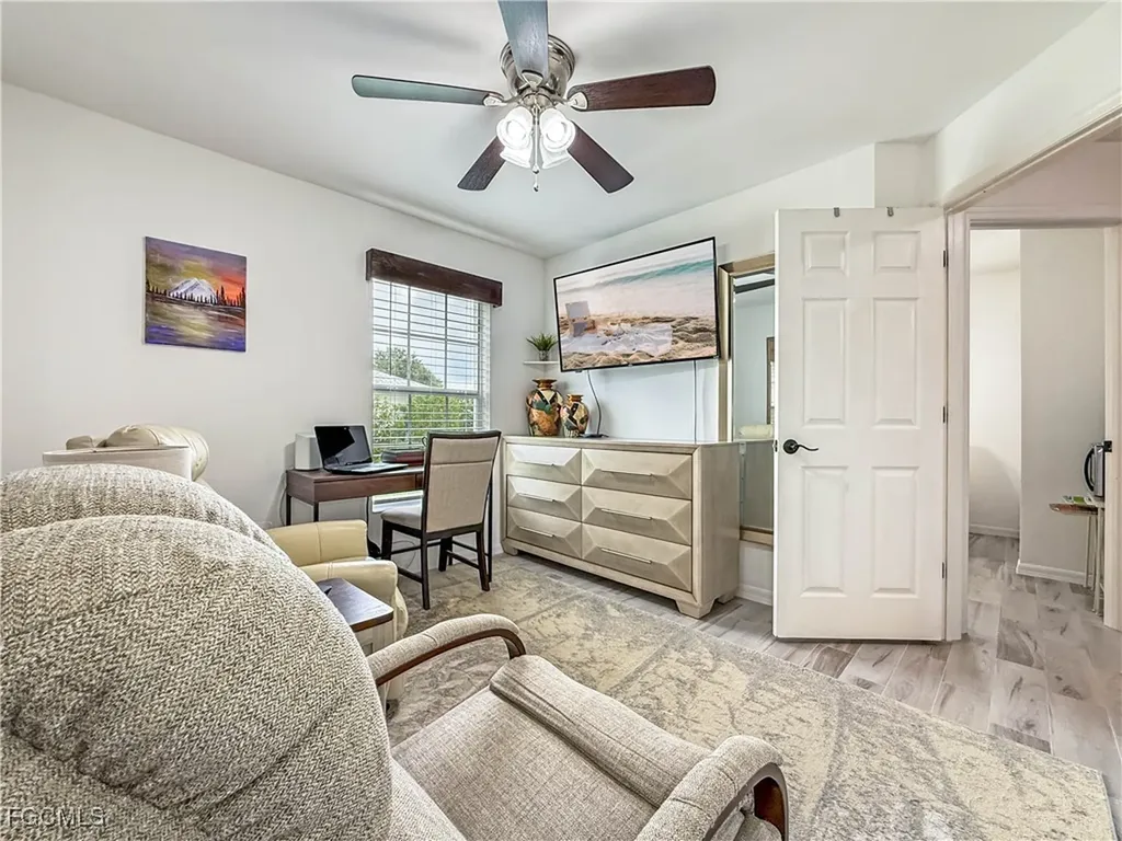 15 Crestwood Circle S Lehigh Acres FL 33936