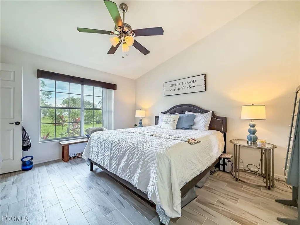 15 Crestwood Circle S Lehigh Acres FL 33936