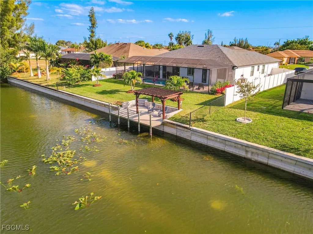 217 SW 21st Street Cape Coral FL 33991