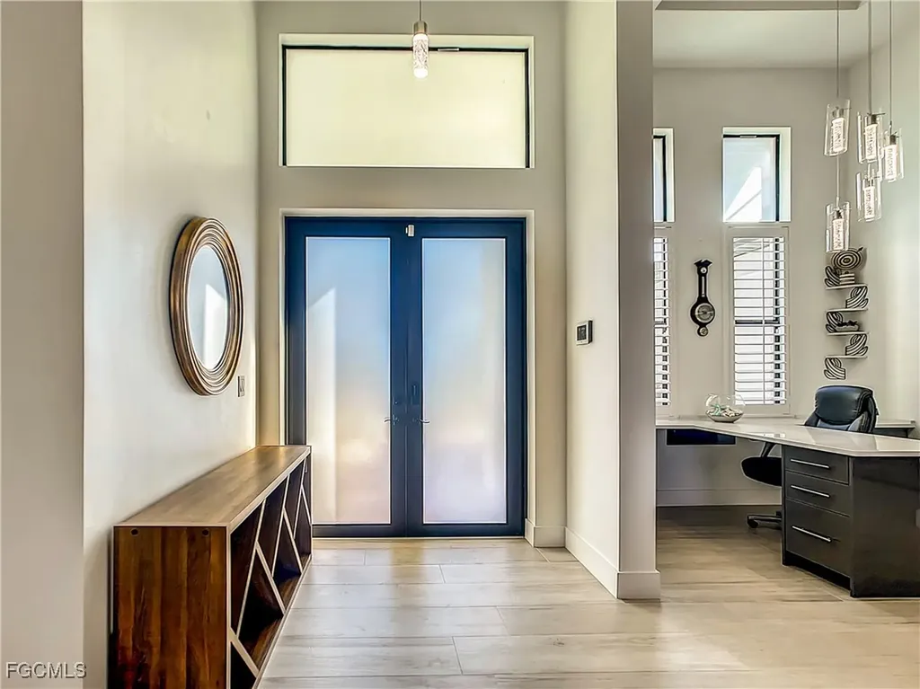 217 SW 21st Street Cape Coral FL 33991