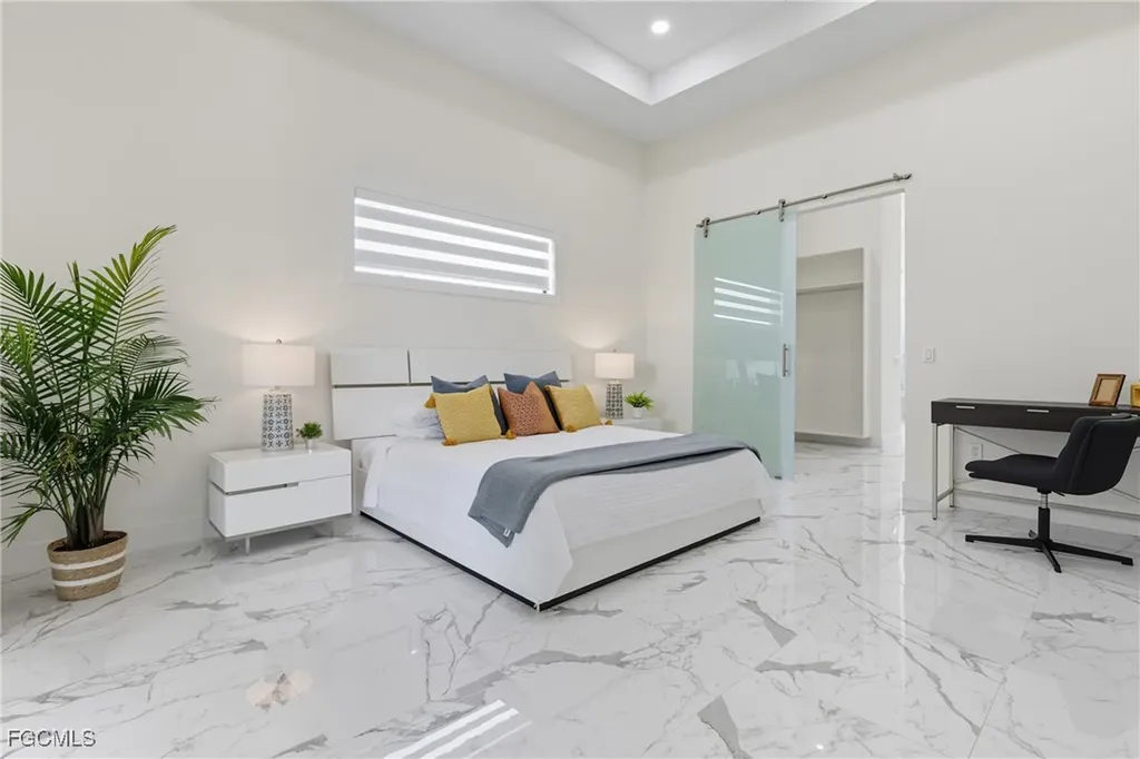 802 El Dorado Parkway E Cape Coral FL 33904