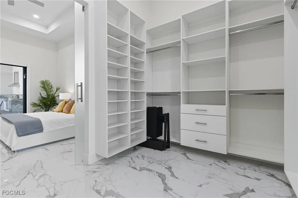 802 El Dorado Parkway E Cape Coral FL 33904