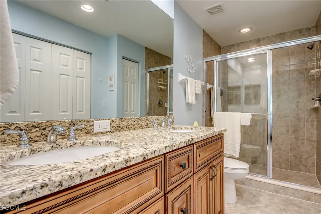 1113 Winding Pines Circle Cape Coral FL 33909