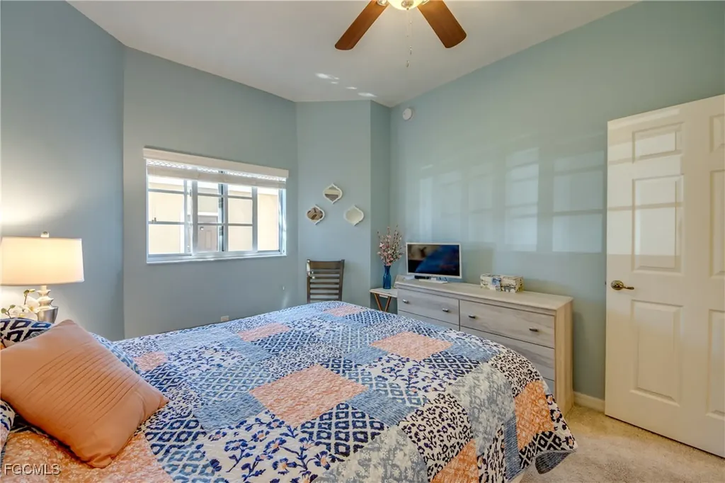 1113 Winding Pines Circle Cape Coral FL 33909