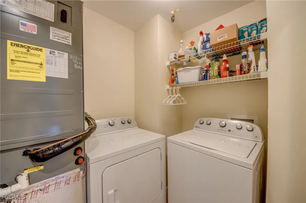 1113 Winding Pines Circle Cape Coral FL 33909