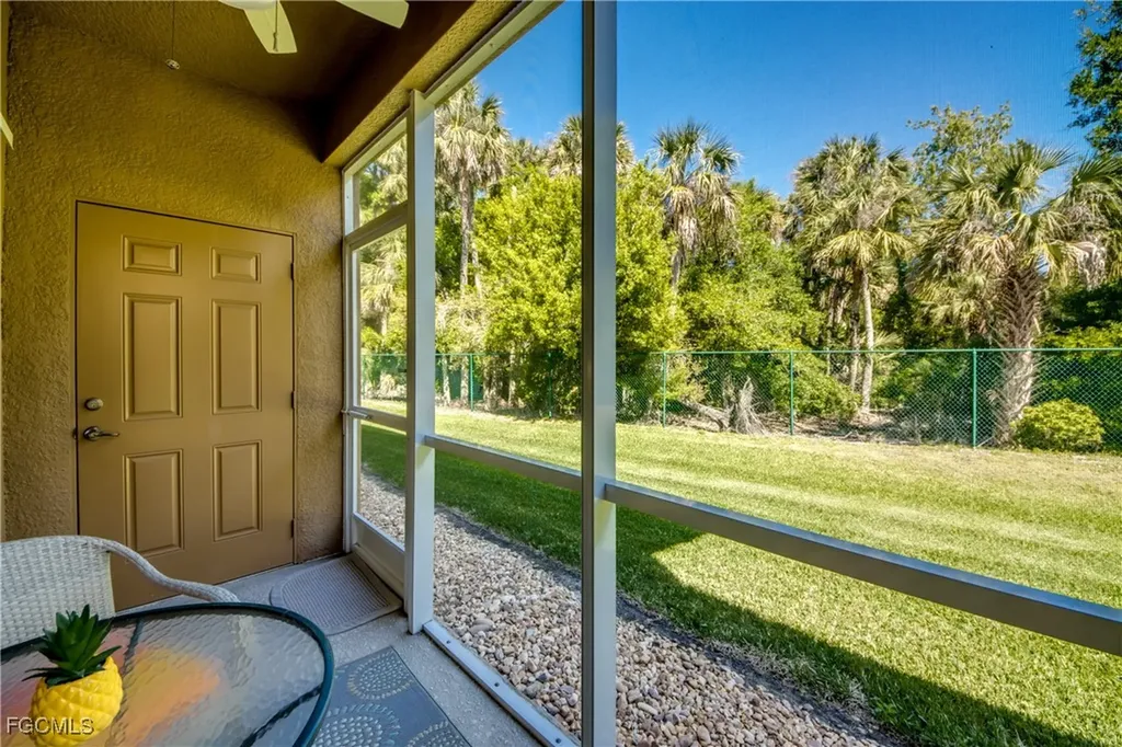 1113 Winding Pines Circle Cape Coral FL 33909