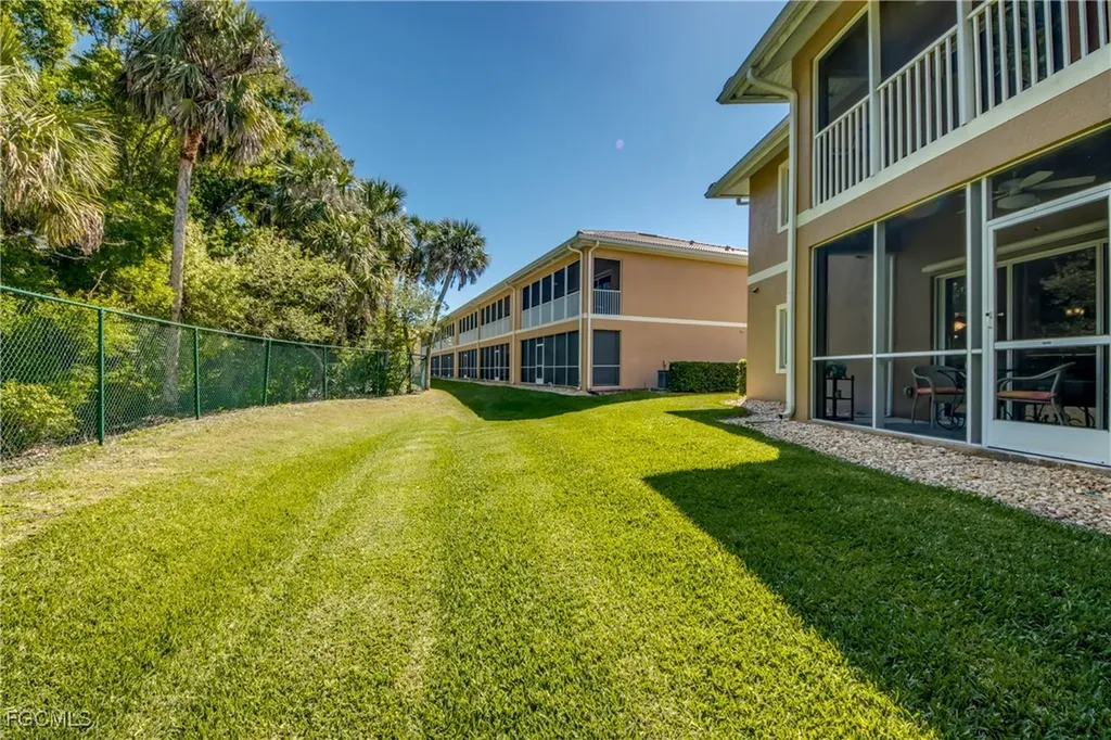 1113 Winding Pines Circle Cape Coral FL 33909