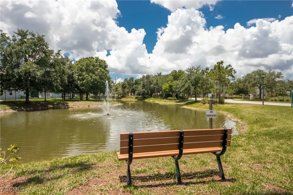 1113 Winding Pines Circle Cape Coral FL 33909