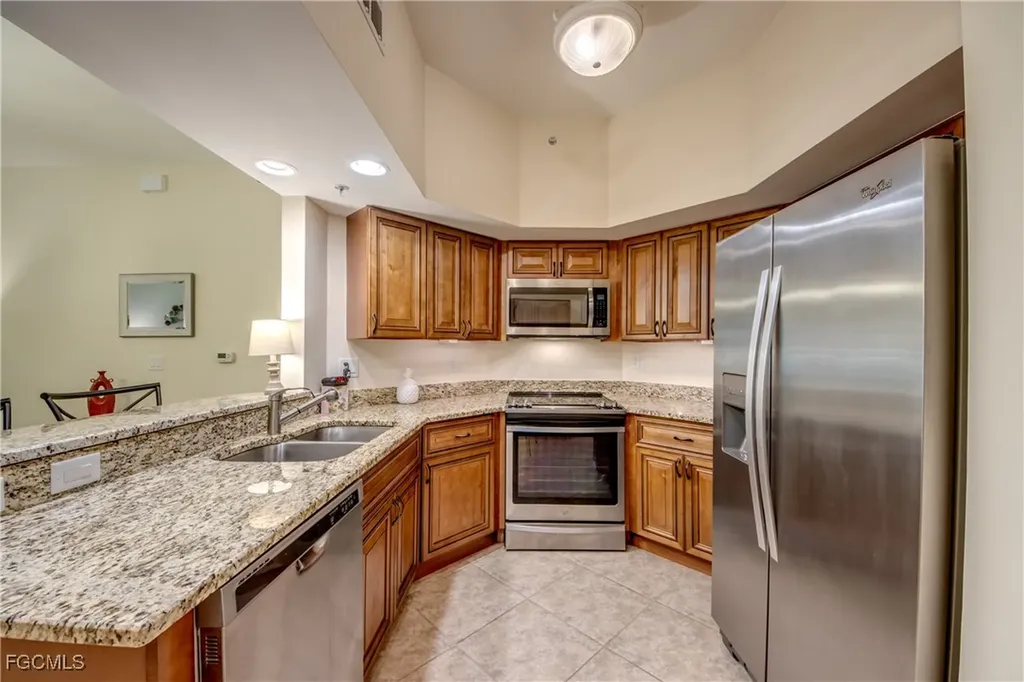 1113 Winding Pines Circle Cape Coral FL 33909