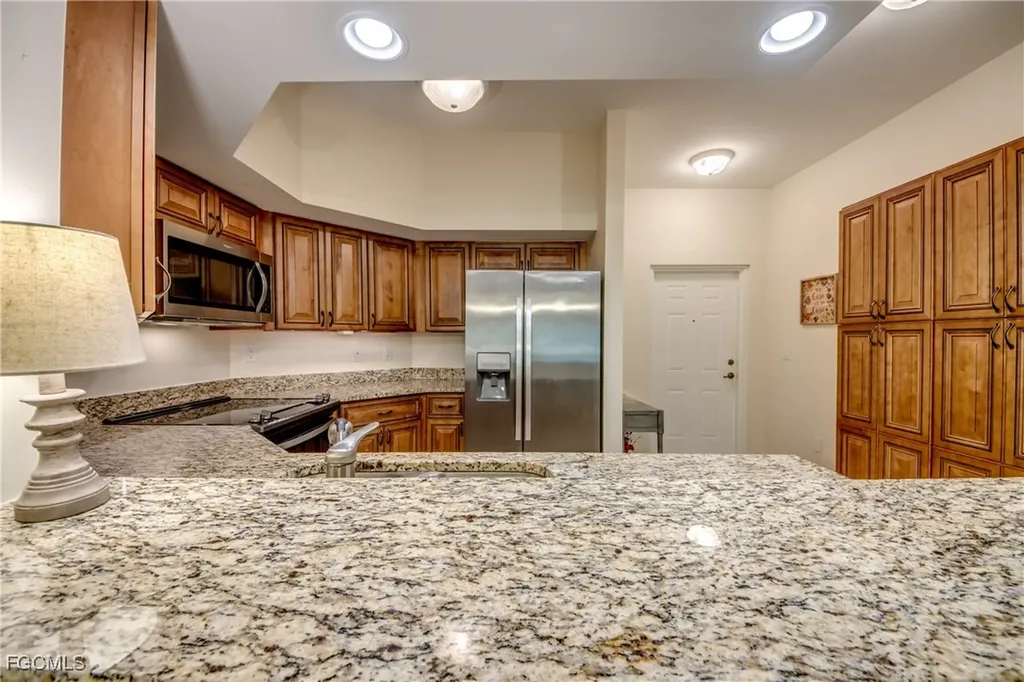 1113 Winding Pines Circle Cape Coral FL 33909