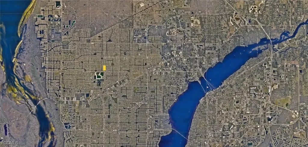 1001 Nelson Road N Cape Coral FL 33993