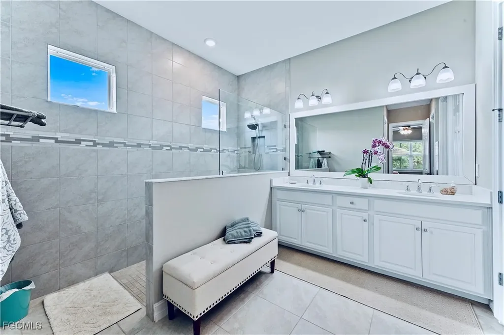 2071 Hickeys Creekside Drive Alva FL 33920