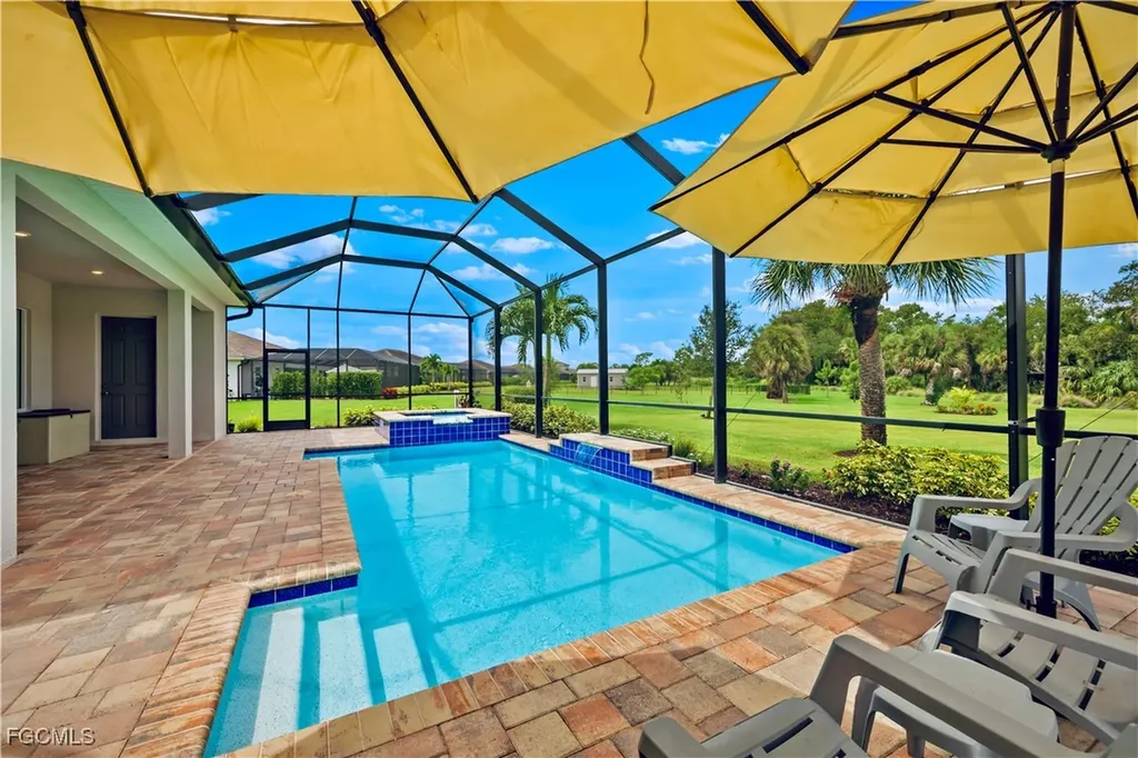 2071 Hickeys Creekside Drive Alva FL 33920