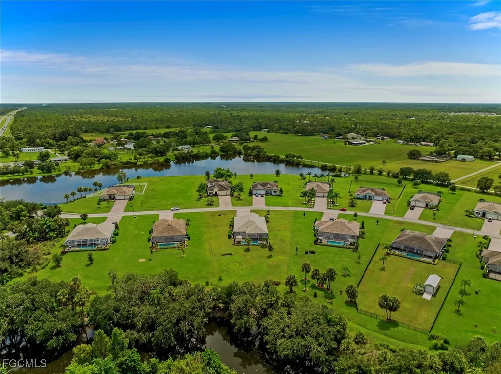 2071 Hickeys Creekside Drive Alva FL 33920