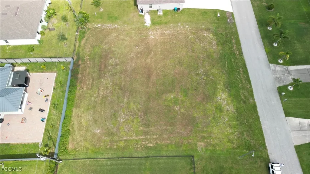 519 NW 20th Terrace Cape Coral FL 33993