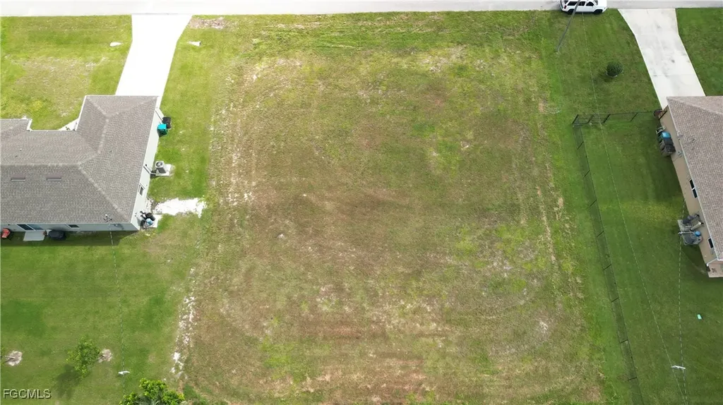 519 NW 20th Terrace Cape Coral FL 33993