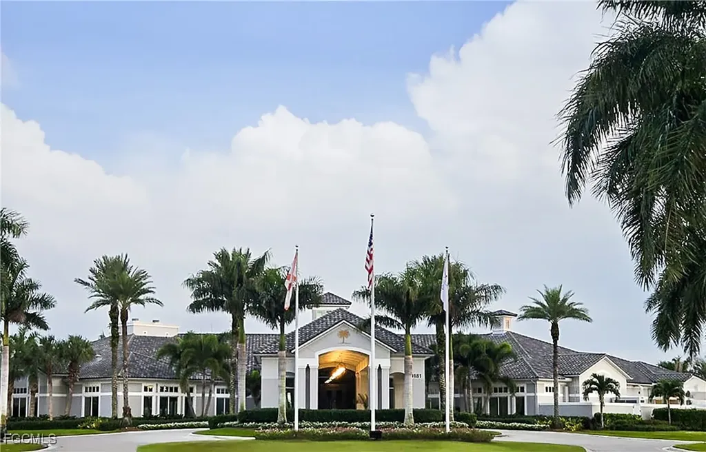 10021 Colonial Country Club Boulevard Fort Myers FL 33913