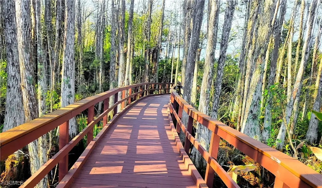 10021 Colonial Country Club Boulevard Fort Myers FL 33913