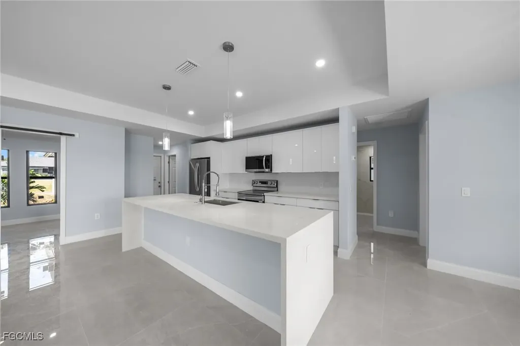 2606 NW 10th Terrace Cape Coral FL 33993