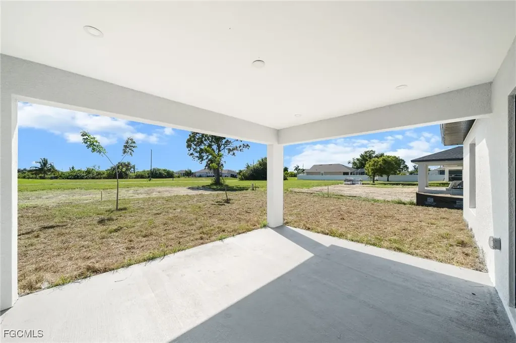 2606 NW 10th Terrace Cape Coral FL 33993