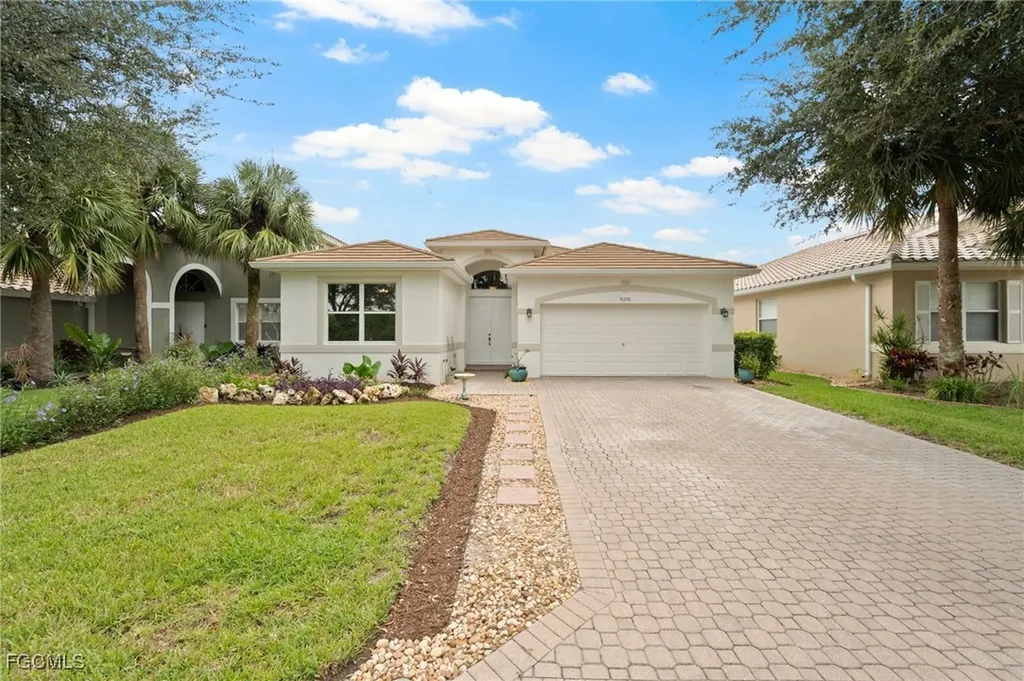 9270 Chestnut Tree Loop Fort Myers FL 33967
