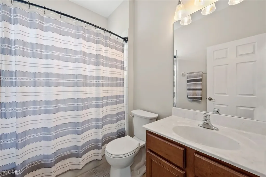 9270 Chestnut Tree Loop Fort Myers FL 33967