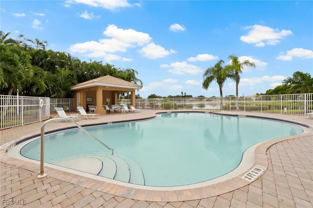 9270 Chestnut Tree Loop Fort Myers FL 33967