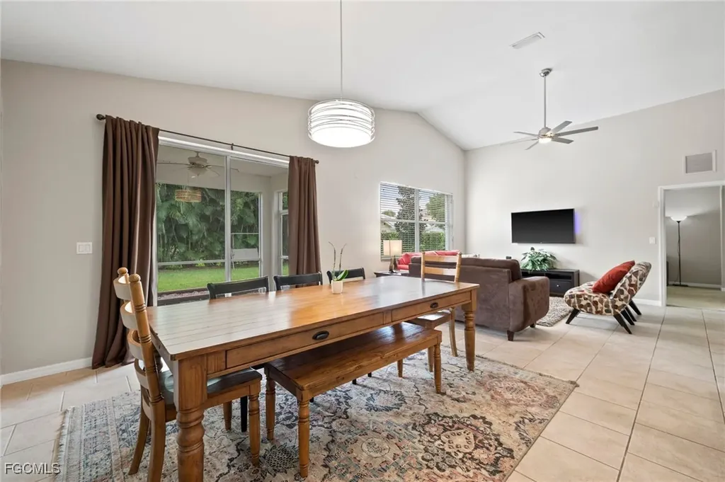 9270 Chestnut Tree Loop Fort Myers FL 33967