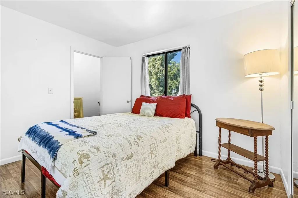 4903 Vincennes Street Cape Coral FL 33904