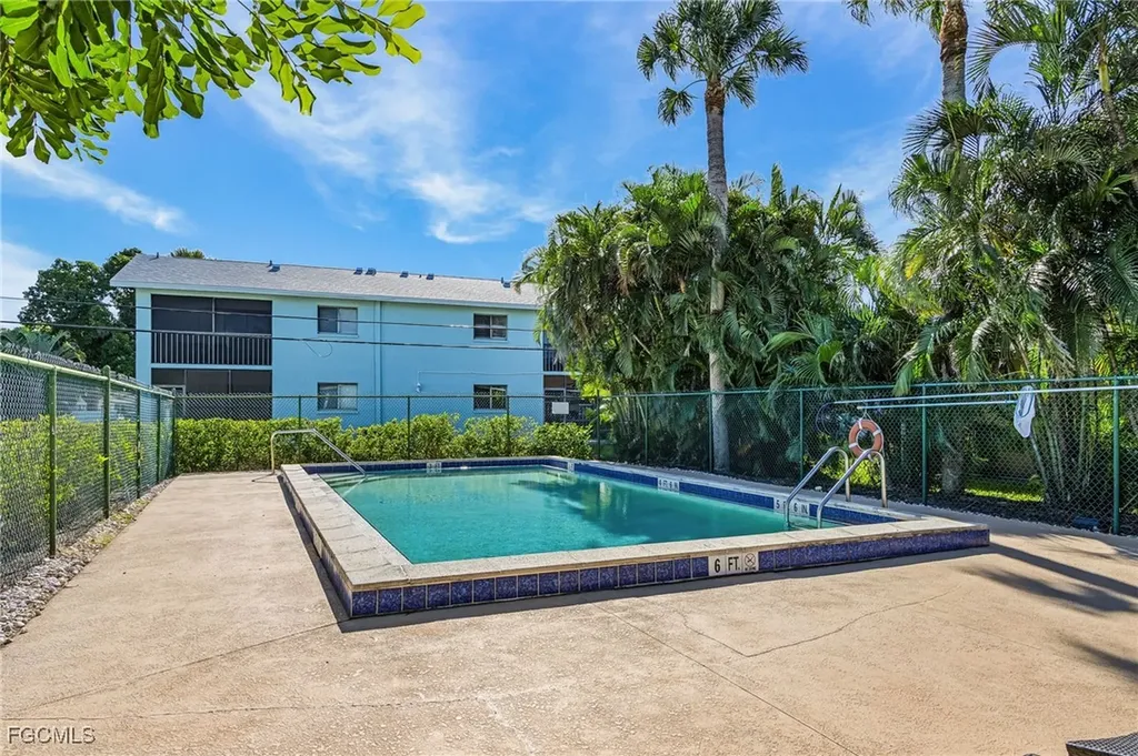 4903 Vincennes Street Cape Coral FL 33904