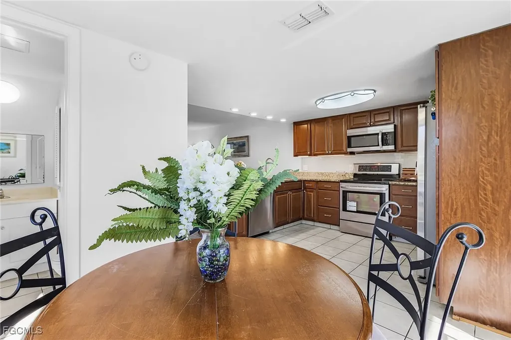 4903 Vincennes Street Cape Coral FL 33904