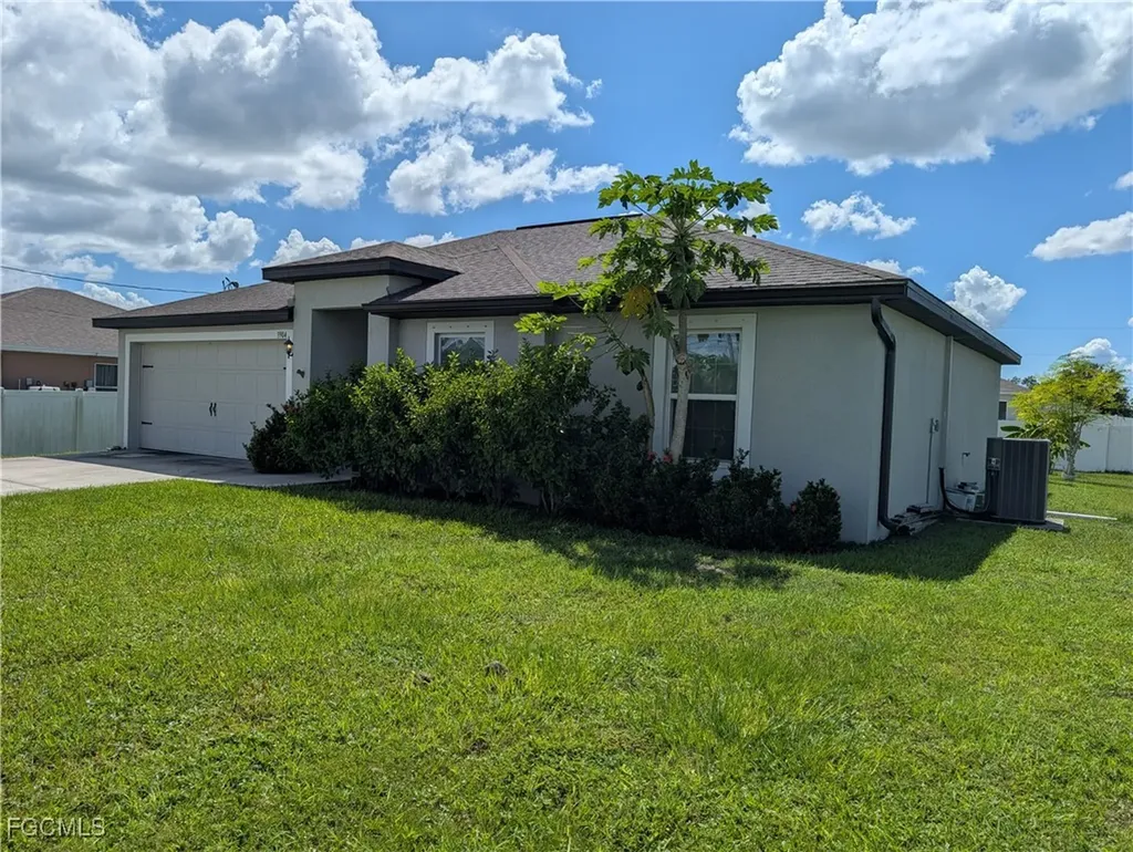3904 NE 16th Place Cape Coral FL 33909
