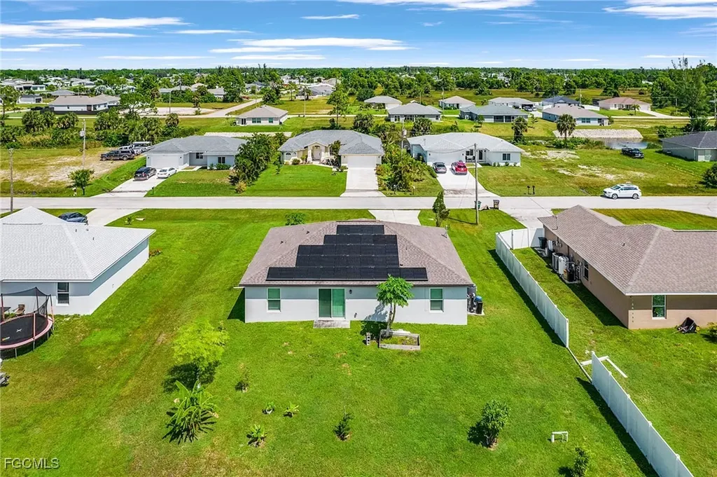 3904 NE 16th Place Cape Coral FL 33909