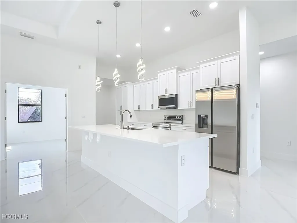 3026 36th Street SW Lehigh Acres FL 33976