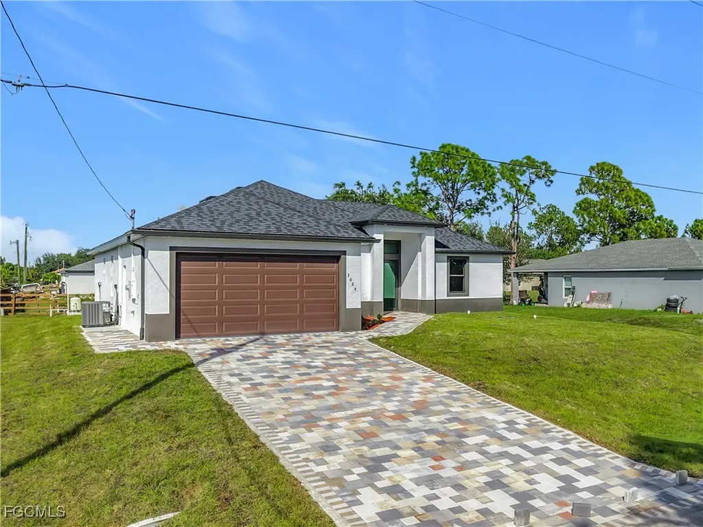 3026 36th Street SW Lehigh Acres FL 33976