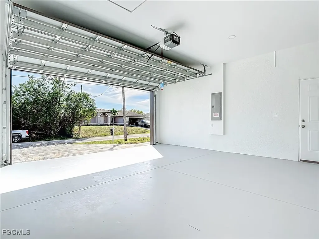3026 36th Street SW Lehigh Acres FL 33976
