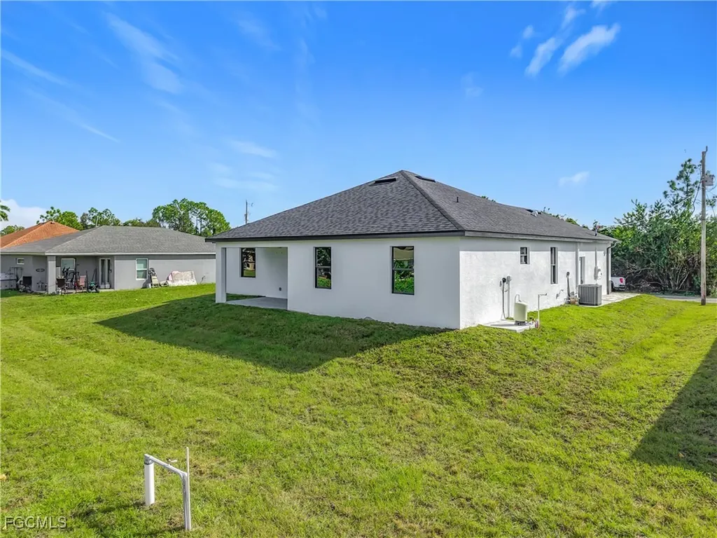 3026 36th Street SW Lehigh Acres FL 33976