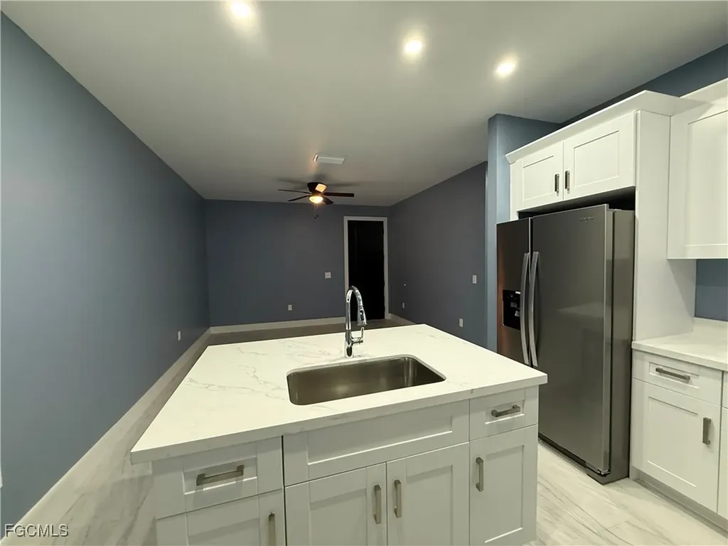 2103 French Street Fort Myers FL 33916